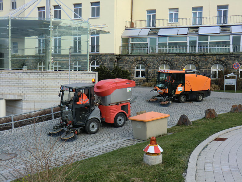 Gehwegreinigung